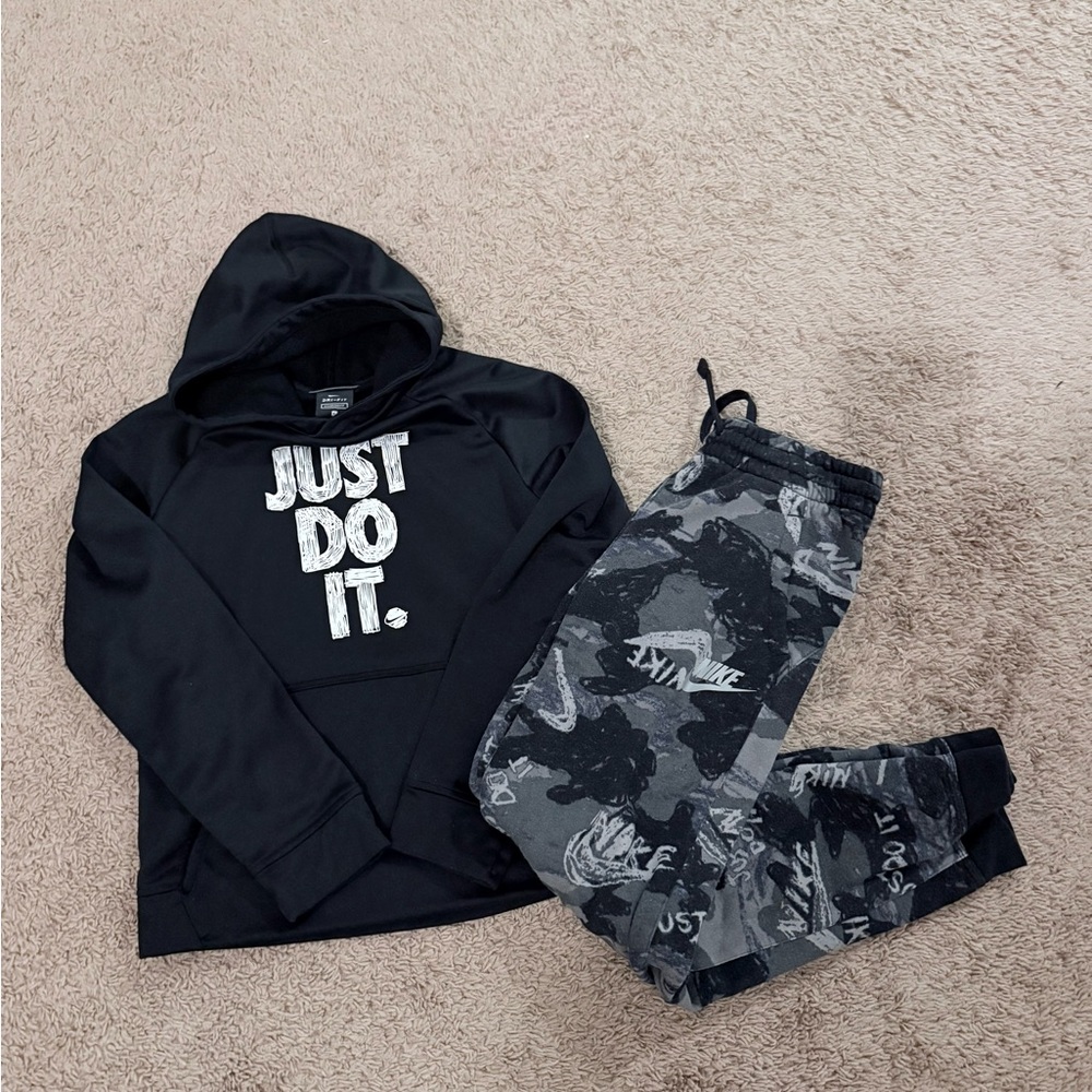 GUC Nike Boys Hoodie and Jogger Bundle